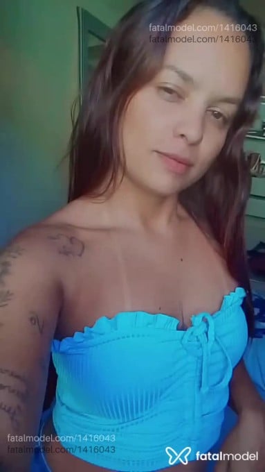 Acompanhante mulher com cabelo castanho de olhos mel em Goiânia - Tequileira
