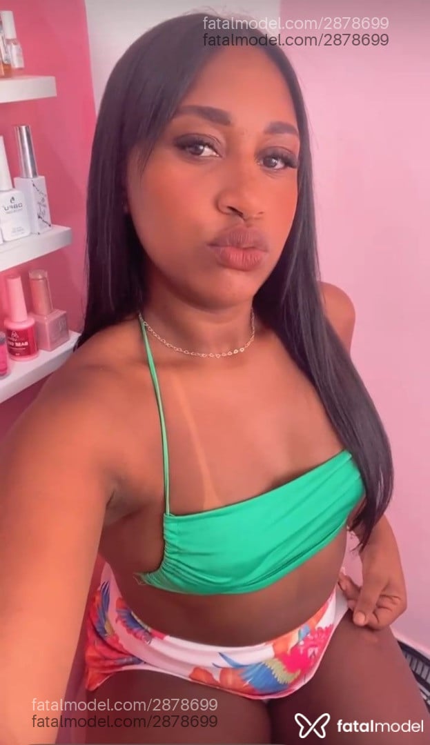 Acompanhante mulher morena (o) de olhos pretos em Recife - Milly