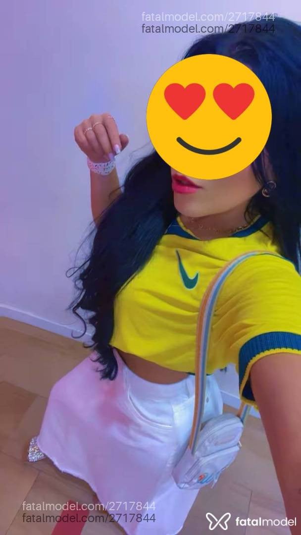 Acompanhante mulher morena (o) de olhos castanhos em Conselheiro Lafaiete - Lua Bittencourt
