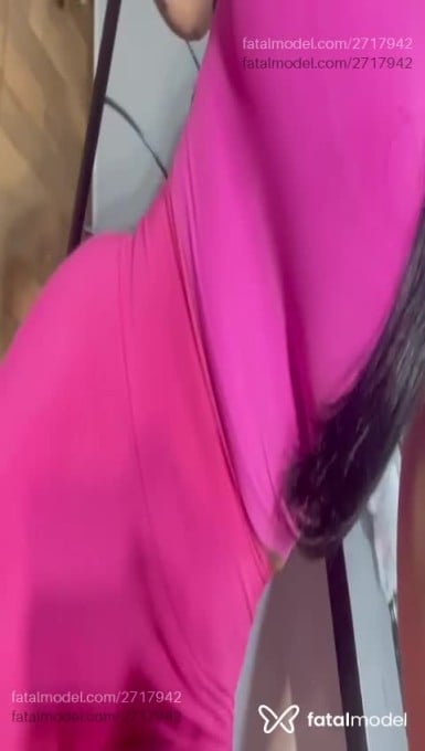Acompanhante mulher morena (o) de olhos mel - Luana Acompanhante mulher morena (o) de olhos mel - Luana