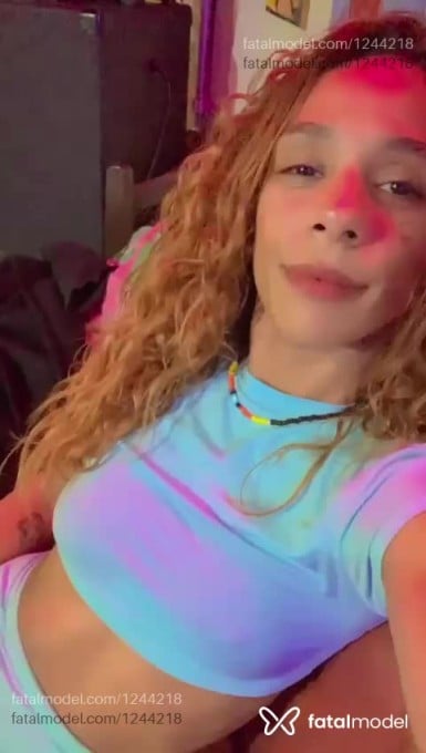 Acompanhante mulher ruiva (o) de olhos castanhos em Rio das Ostras - Luna Couto