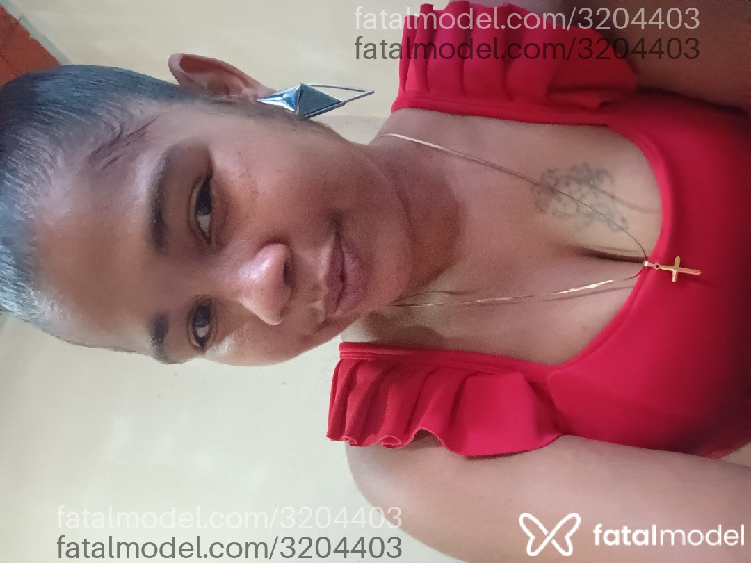 Acompanhante mulher morena (o) de olhos pretos em Virtual Acompanhante mulher morena (o) de olhos pretos em Virtual - Carolzinha