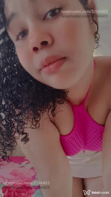Acompanhante mulher morena (o) de olhos pretos em Virtual Acompanhante mulher morena (o) de olhos pretos em Virtual - Carolzinha