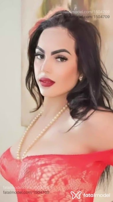 Acompanhante mulher trans morena (o) de olhos castanhos em Três Lagoas - Rafaela