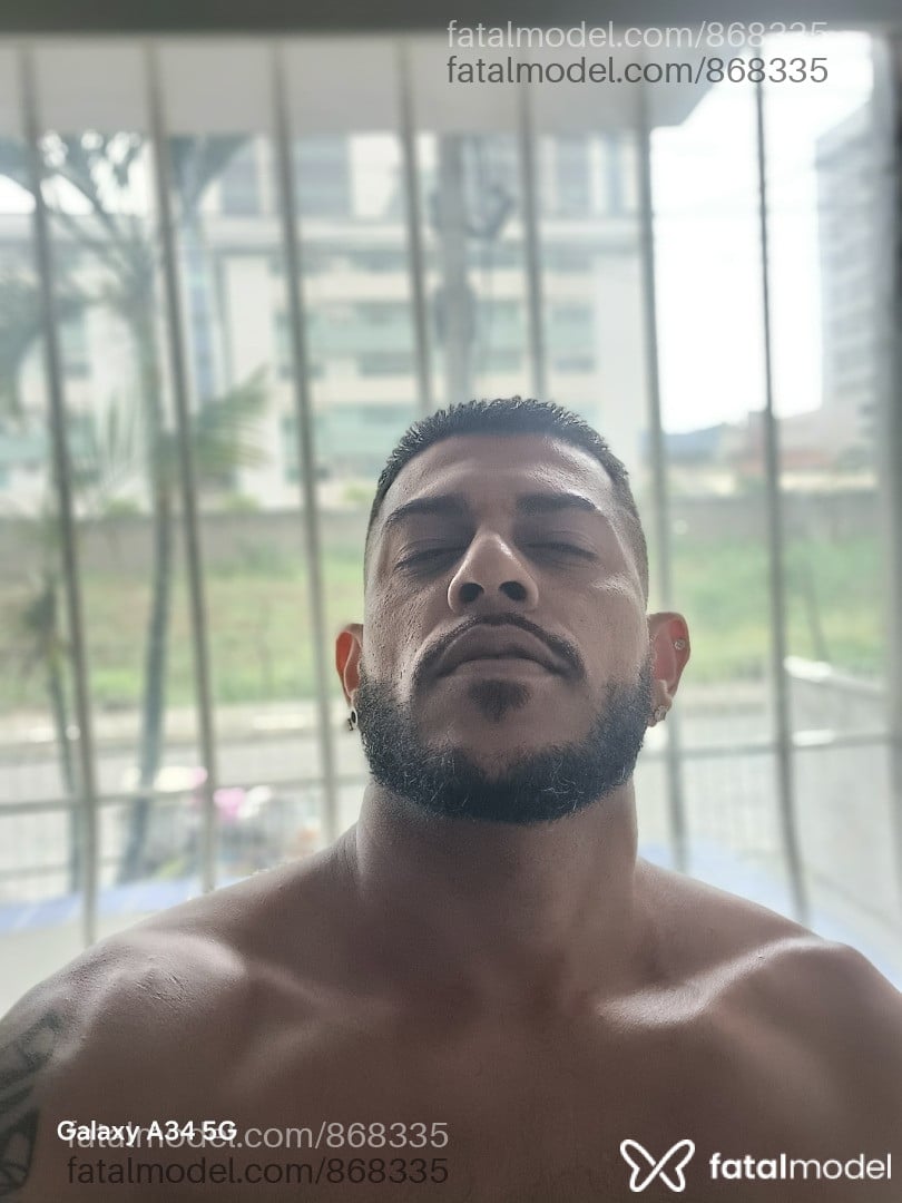Acompanhante homem morena (o) de olhos castanhos em Caruaru Acompanhante homem morena (o) de olhos castanhos em Caruaru - Dom Arthur