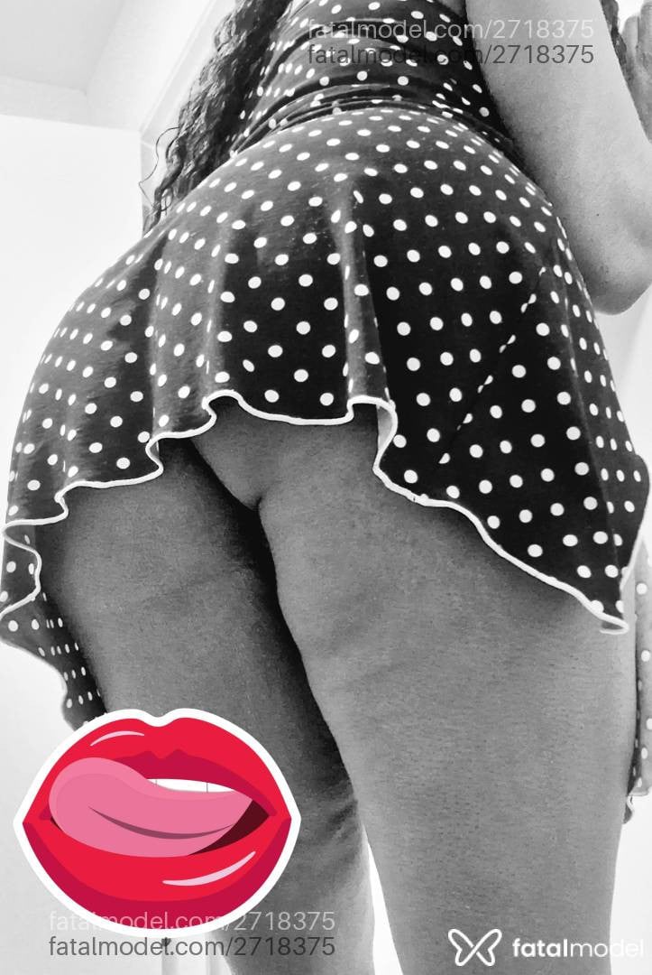 Acompanhante mulher morena (o) de olhos pretos em Virtual Acompanhante mulher morena (o) de olhos pretos em Virtual - Tatinha