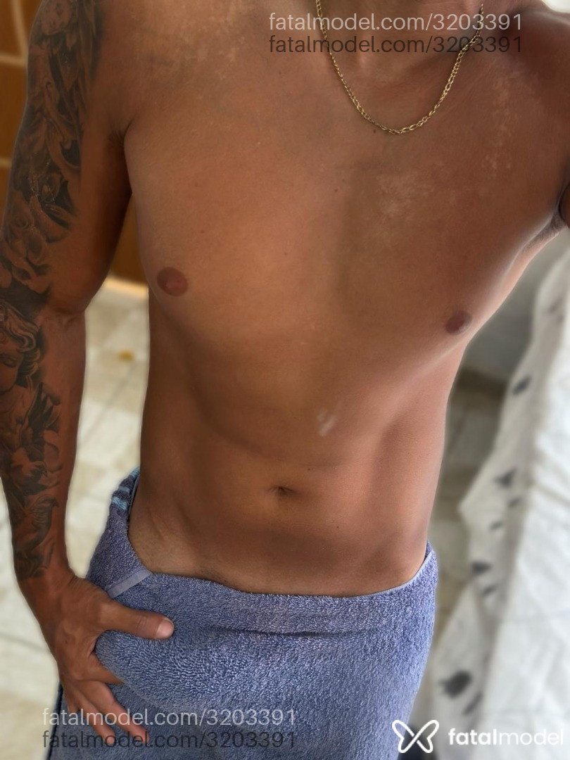Acompanhante homem morena (o) de olhos verdes em Rio de Janeiro - Matt Galahad