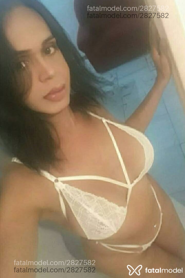Acompanhante mulher trans morena (o) de olhos castanhos em Virtual - Gisele