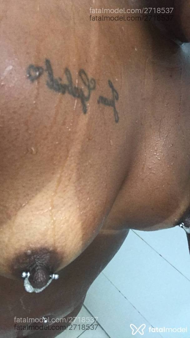 Acompanhante mulher morena (o) de olhos castanhos em São Carlos - Nicolly