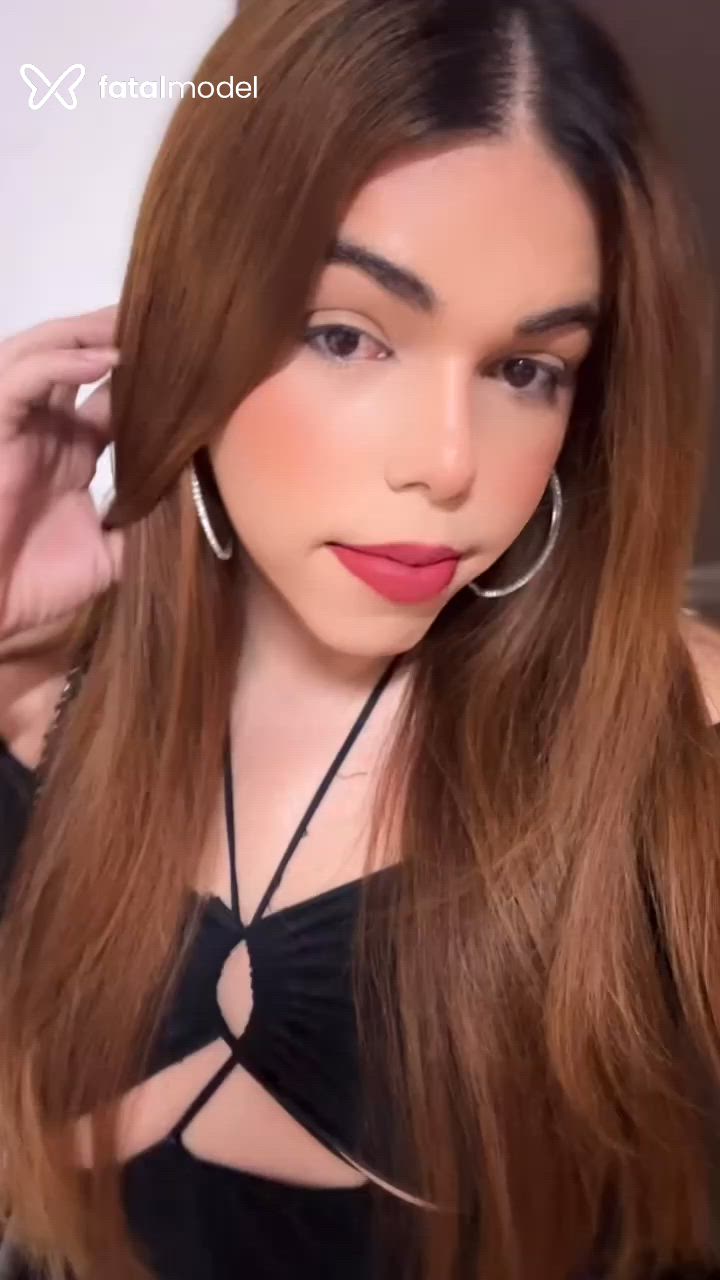 Acompanhante mulher trans ruiva (o) de olhos castanhos - Ana julia