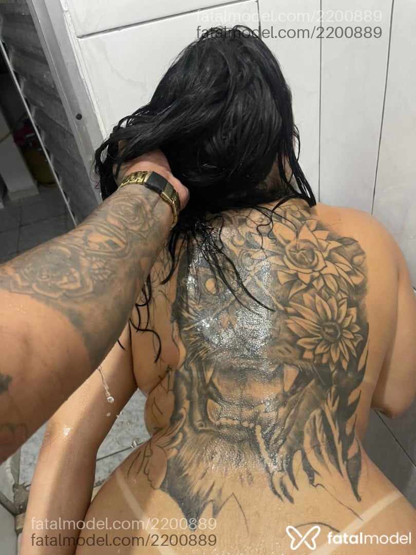 Acompanhante mulher com cabelo castanho de olhos mel em Guarujá Acompanhante mulher com cabelo castanho de olhos mel em Guarujá - Ketily Lorrany