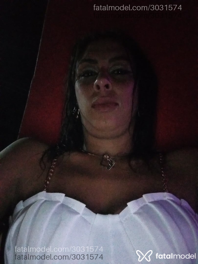 Acompanhante mulher morena (o) de olhos castanhos em Barra do Garças - Bibih