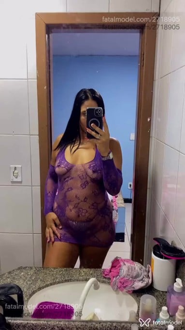 Acompanhante mulher morena (o) de olhos pretos em Vitória - Morena