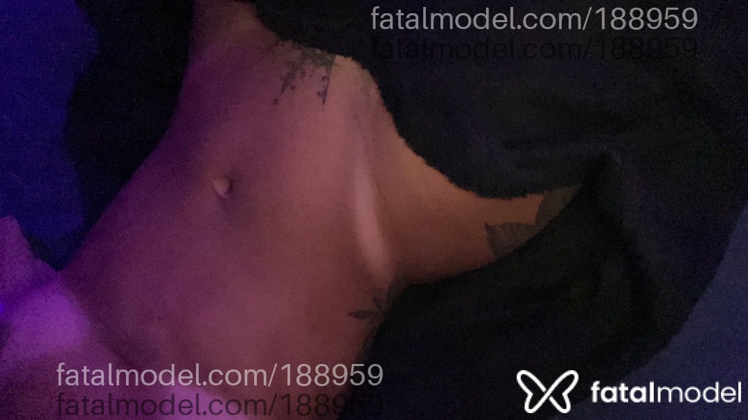 Acompanhante travesti loira (o) de olhos castanhos em Guarujá - Pyetra Rodrigues