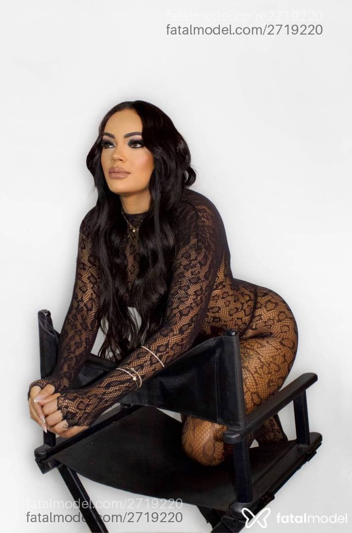 Acompanhante mulher morena (o) de olhos verdes em Piumhi - Kelly