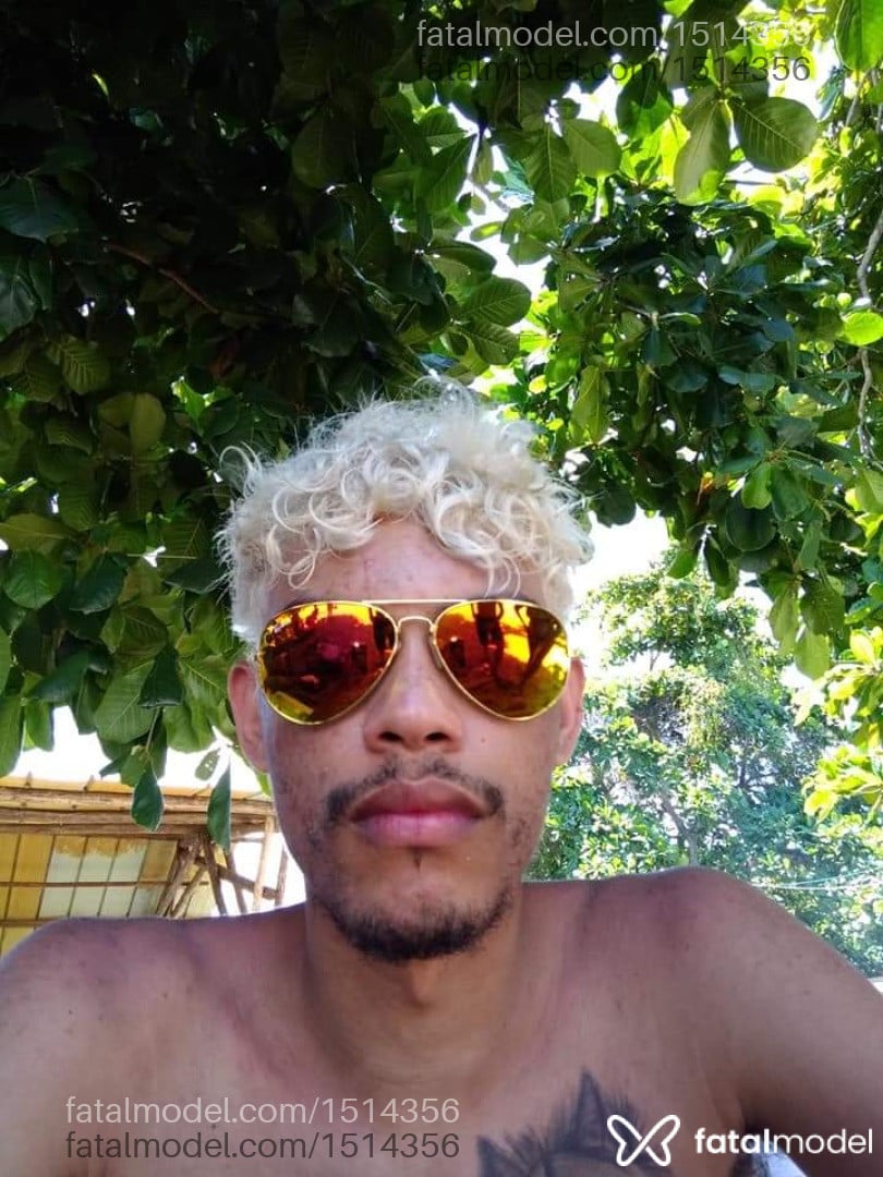 Acompanhante homem morena (o) de olhos castanhos em Barra Mansa - Raio Black