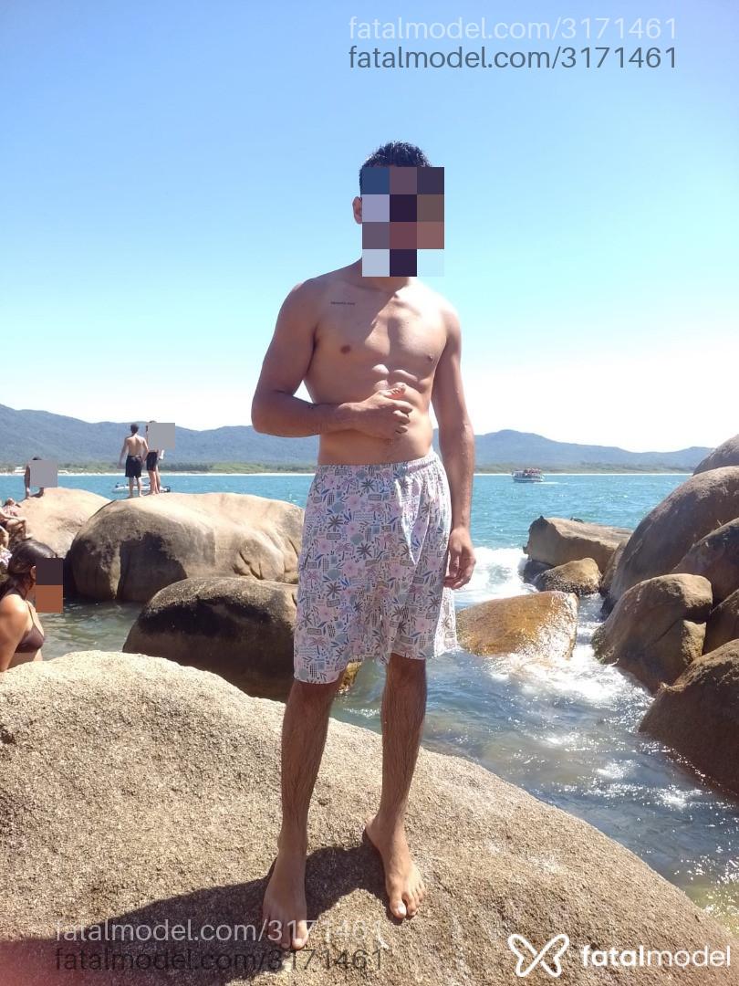 Acompanhante homem morena (o) de olhos pretos em Florianópolis - Vinicius
