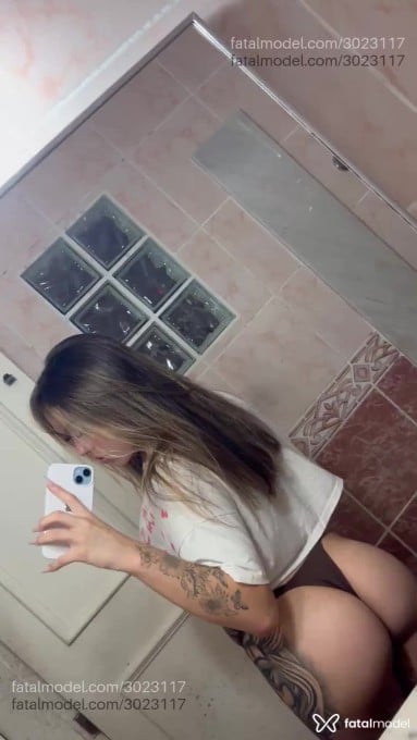 Acompanhante mulher trans loira (o) de olhos castanhos em Porto Alegre - Manuzinha
