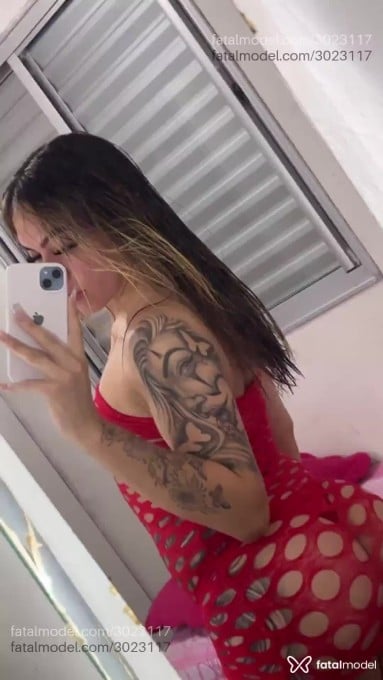 Acompanhante mulher trans loira (o) de olhos castanhos em Porto Alegre - Manuzinha