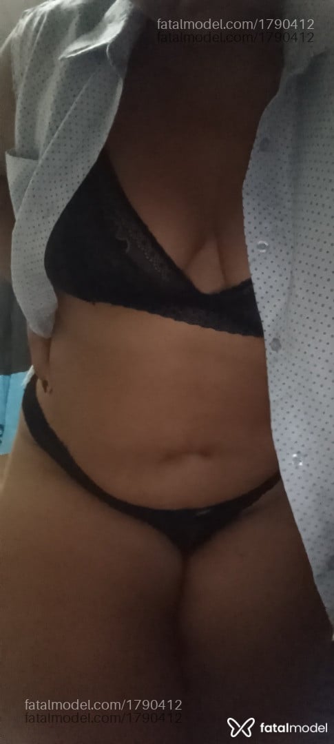 Acompanhante mulher morena (o) de olhos castanhos em Rio de Janeiro - Lud