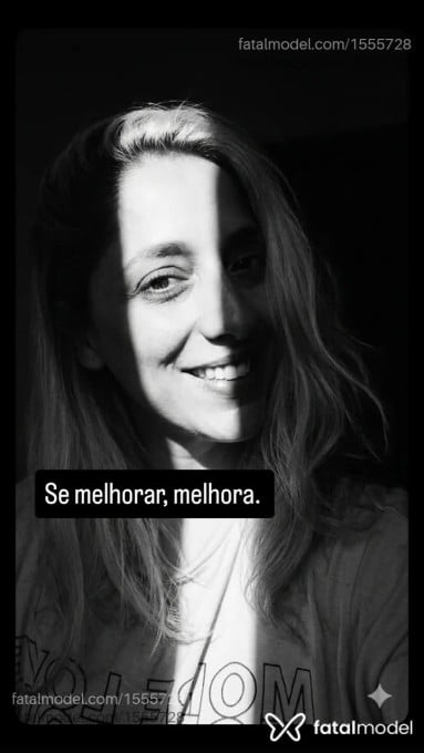 Acompanhante mulher loira (o) de olhos castanhos - Manu Vasconcelos Acompanhante mulher loira (o) de olhos castanhos - Manu Vasconcelos