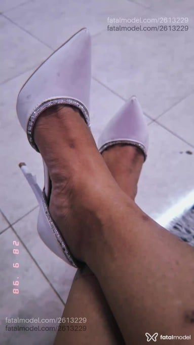 Acompanhante mulher loira (o) de olhos castanhos em Goiânia - Danielys