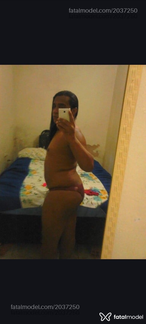 Acompanhante mulher trans morena (o) de olhos pretos em Salvador - Lucinha