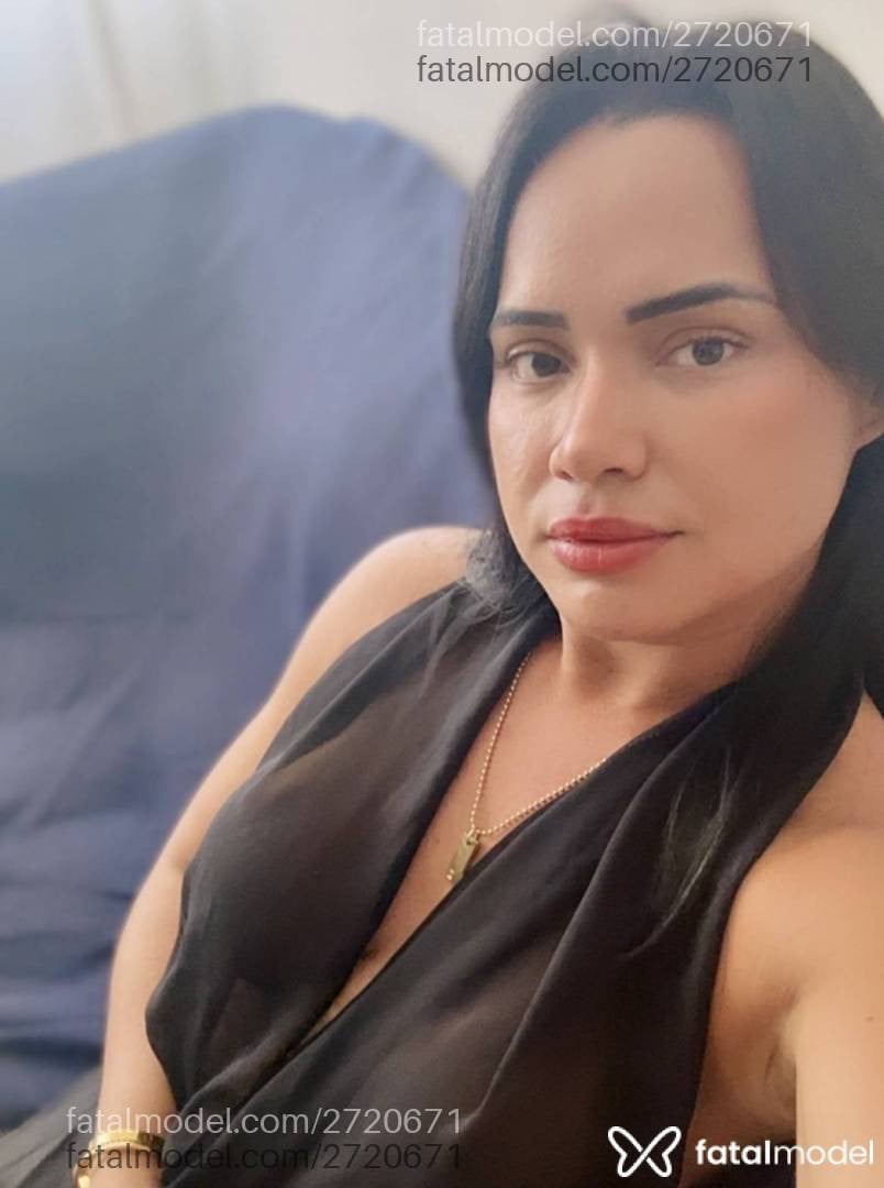 Acompanhante mulher com cabelo castanho de olhos castanhos - Dani Ferraz