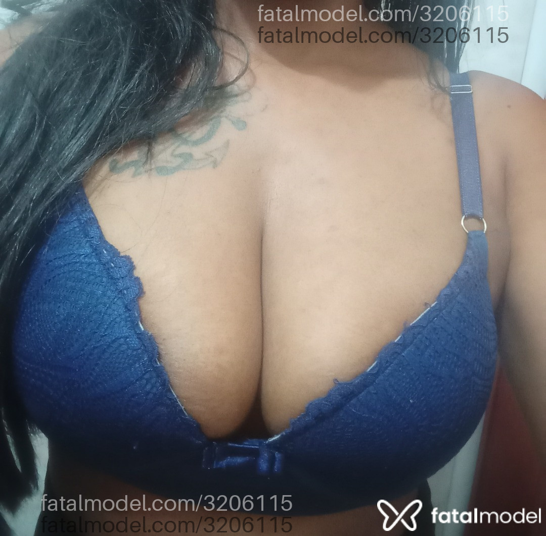 Acompanhante mulher morena (o) de olhos mel em Virtual Acompanhante mulher morena (o) de olhos mel em Virtual - Cacah