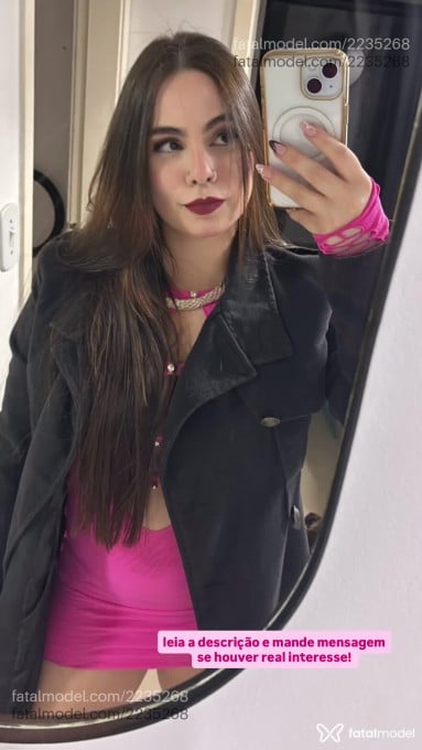 Acompanhante mulher com cabelo castanho de olhos castanhos em Brasília Acompanhante mulher com cabelo castanho de olhos castanhos em Brasília - Inanna