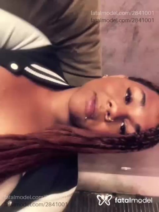 Acompanhante mulher trans morena (o) de olhos pretos em Luziânia - Kayllane Urach