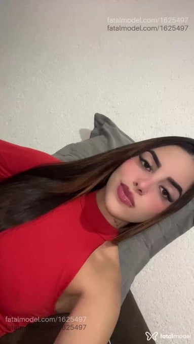 Acompanhante mulher morena (o) de olhos castanhos em João Monlevade - Karen