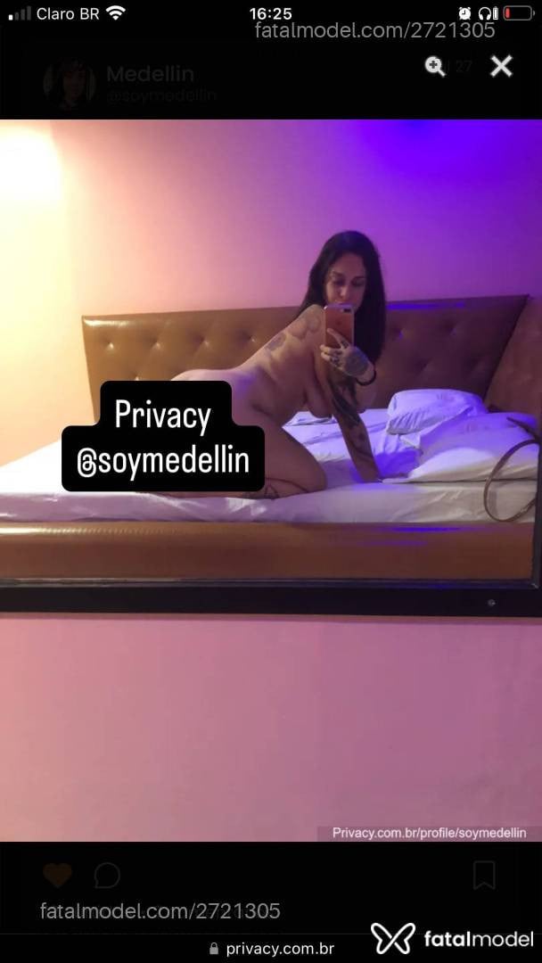 Acompanhante mulher morena (o) de olhos mel - Medellin