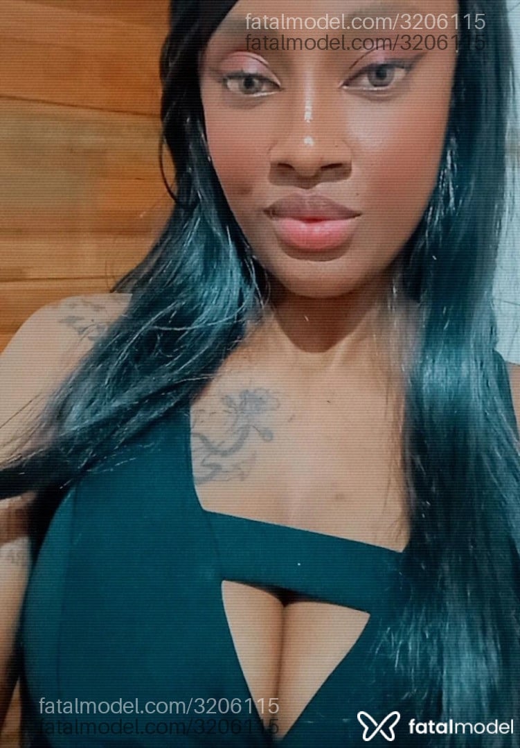 Acompanhante mulher morena (o) de olhos mel em Virtual Acompanhante mulher morena (o) de olhos mel em Virtual - Cacah