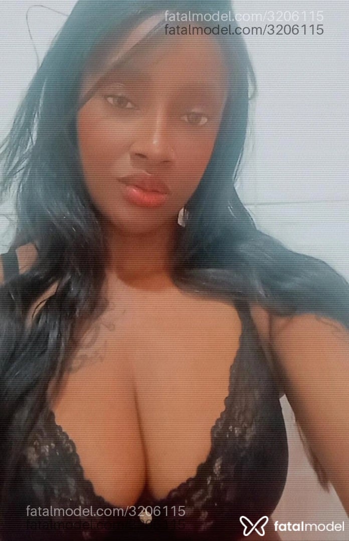 Acompanhante mulher morena (o) de olhos mel em Virtual Acompanhante mulher morena (o) de olhos mel em Virtual - Cacah