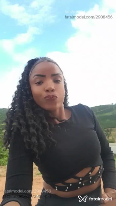 Acompanhante mulher morena (o) de olhos castanhos em Ibatiba Acompanhante mulher morena (o) de olhos castanhos em Ibatiba - Danny