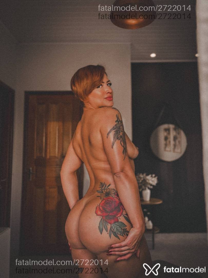 Acompanhante mulher morena (o) de olhos mel - Beatriz