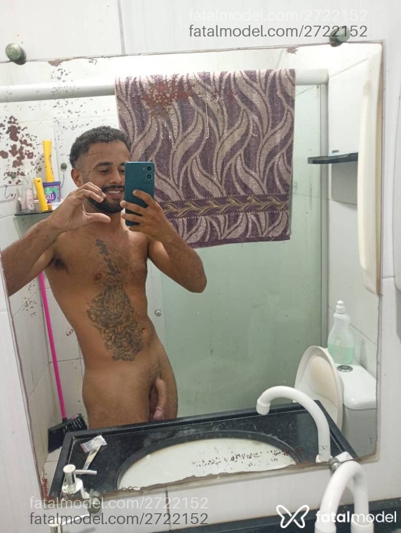 Acompanhante homem morena (o) de olhos pretos - Prazeress