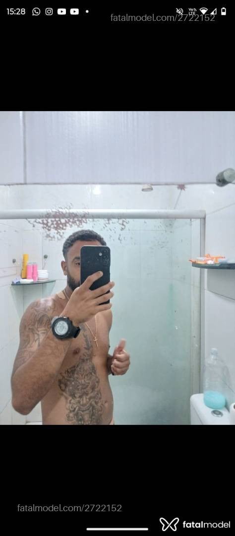 Acompanhante homem morena (o) de olhos pretos - Prazeress