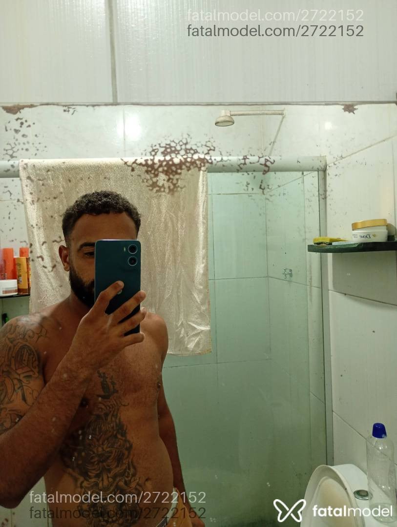 Acompanhante homem morena (o) de olhos pretos - Prazeress