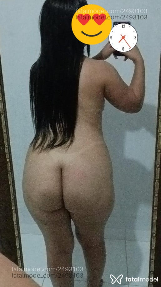 Acompanhante mulher com cabelo castanho de olhos castanhos em Araguaína - Jéssica