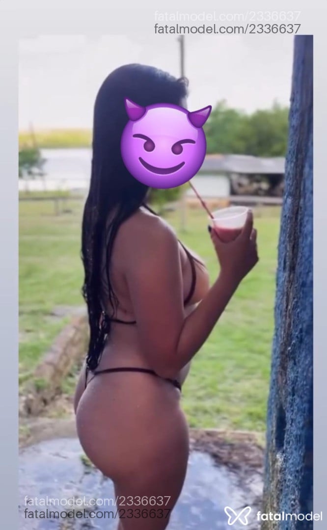 Acompanhante mulher morena (o) de olhos pretos em Bagé Acompanhante mulher morena (o) de olhos pretos em Bagé - Branquinhaaa