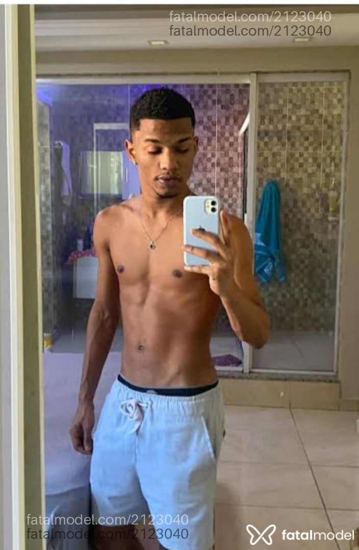 Acompanhante homem morena (o) de olhos mel em Teresina Acompanhante homem morena (o) de olhos mel em Teresina - Gabriel