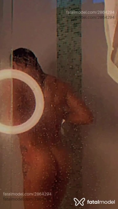 Acompanhante mulher trans ruiva (o) de olhos castanhos em Virtual - Bella