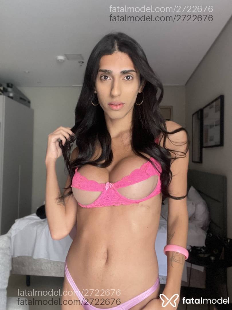 Acompanhante mulher trans morena (o) de olhos castanhos em São Paulo - Cristina