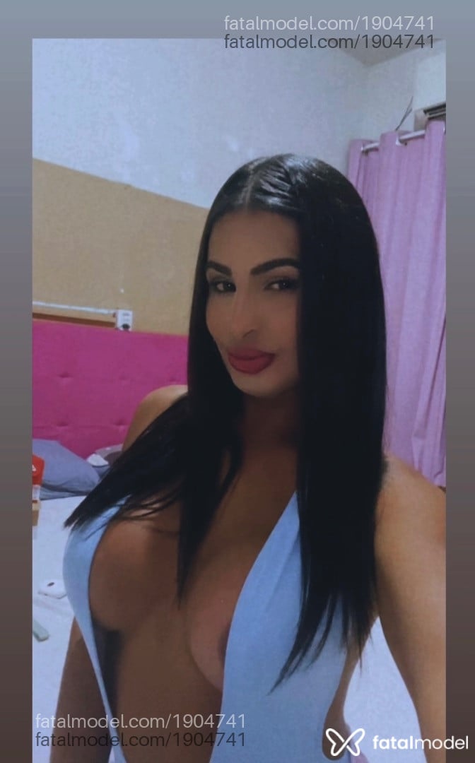 Acompanhante mulher trans morena (o) de olhos castanhos em Canoas Acompanhante mulher trans morena (o) de olhos castanhos em Canoas - Yasmim Fox