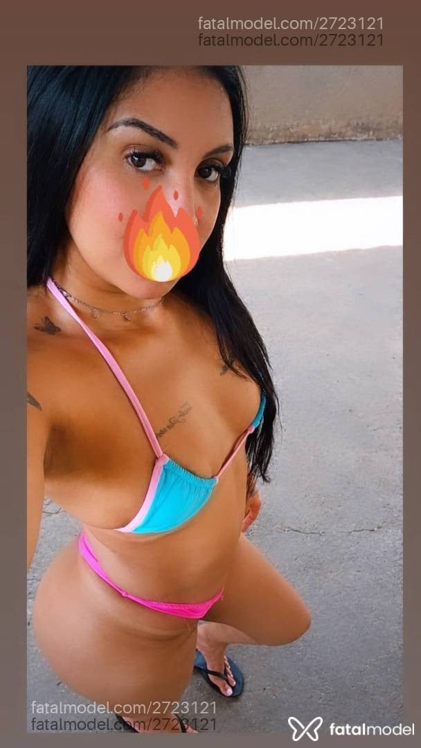 Acompanhante mulher com cabelo castanho de olhos castanhos - Julia Sanches