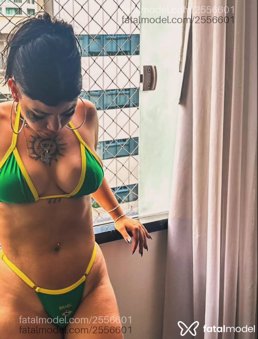 Acompanhante mulher com cabelo castanho de olhos castanhos em Rio de Janeiro - Katty