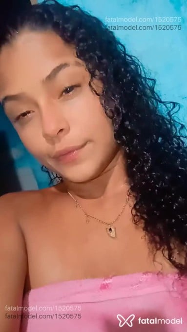 Acompanhante mulher morena (o) de olhos pretos em Guarujá Acompanhante mulher morena (o) de olhos pretos em Guarujá - morena rosa