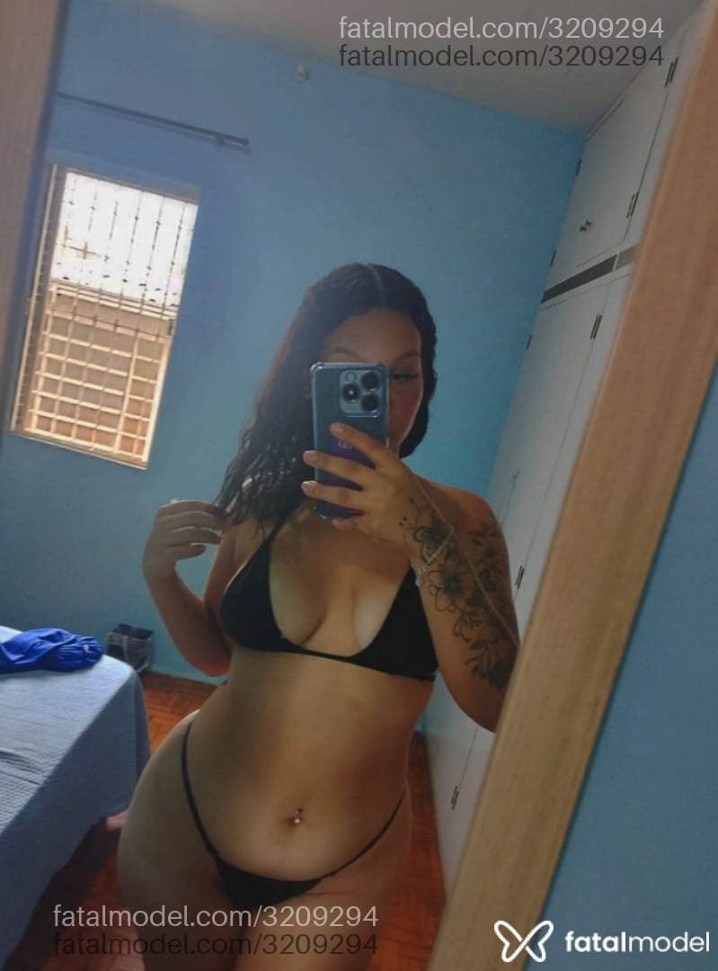 Acompanhante mulher morena (o) de olhos castanhos em Jundiaí Acompanhante mulher morena (o) de olhos castanhos em Jundiaí - Alice
